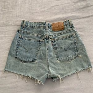 Vintage Levi’s High Waist 521 Cutoff Short